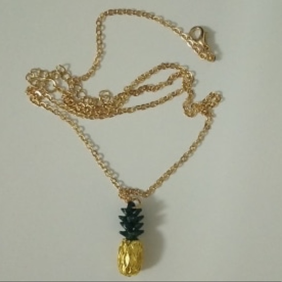 Pineapple Necklace - Picture 6 of 8